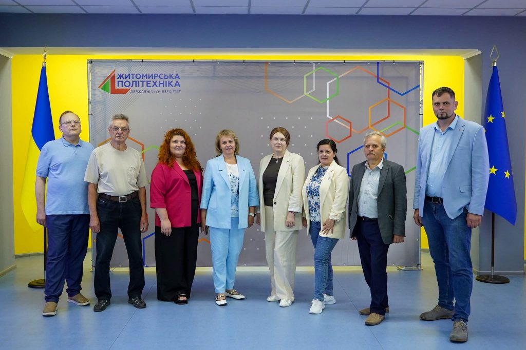 Image for: Лариса Шевчук успішно захистила дисертацію на здобуття ступеня доктора технічних наук за спеціальністю 21.06.01 – екологічна безпека